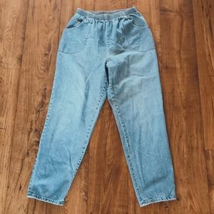 V I N T A G E chic mom jeans